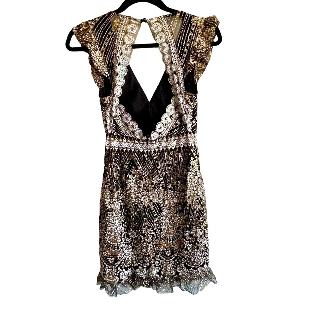 HELLO MOLLY Black& Gold Dress NWT Size XS/ US 2 - Picture 7 of 11